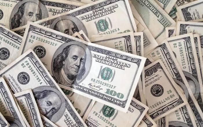 سعر الدولار اليوم الأحد 25 فبراير 2024 بالبنوك
